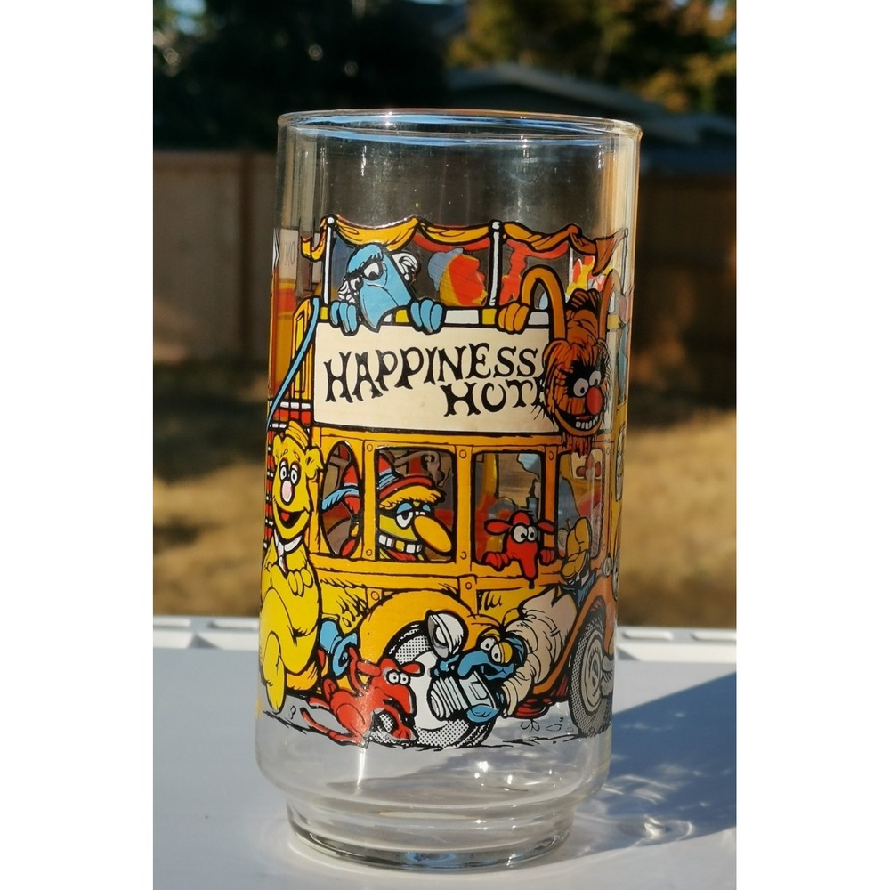 Vintage McDonald's 1981 The Great Muppet Caper Happiness Hotel Drinking Glass
